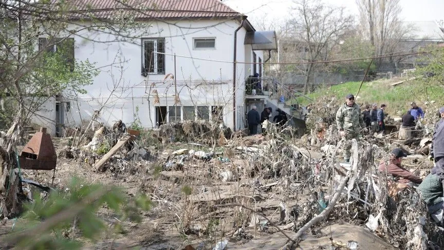 Rusya'nın Dağıstan bölgesindeki sellerde 6 kişi hayatını kaybetti