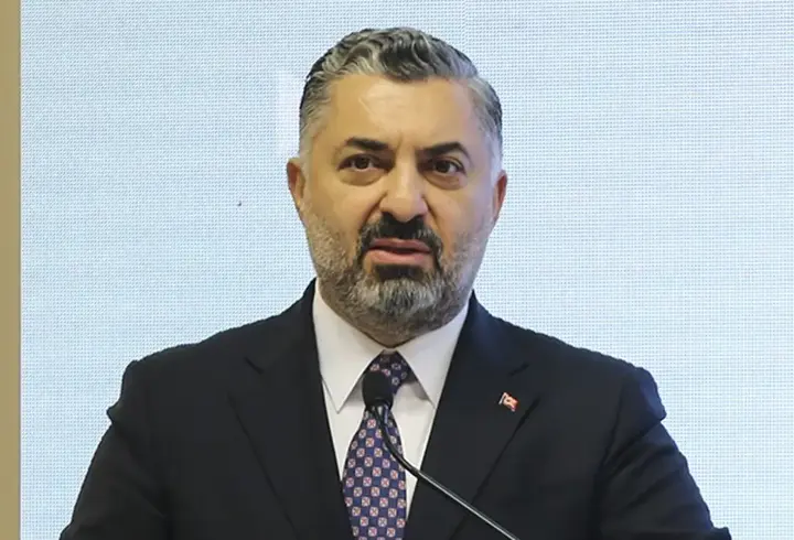 RTÜK Başkanı Şahin'den 27 Nisan e-muhtırasına ilişkin paylaşım