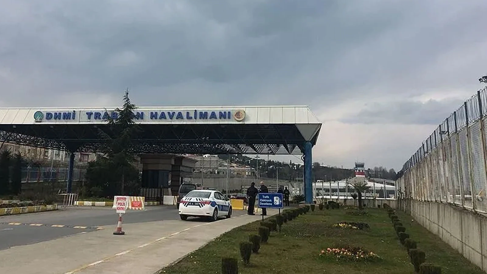 Bakan Uraloğlu açıkladı: Trabzon Havalimanı'nda günlük uçak trafiği rekoru kırıldı