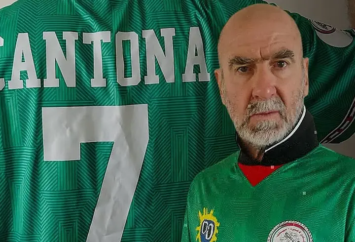 Fransız efsane Eric Cantona'dan, Filistin'e destek forması