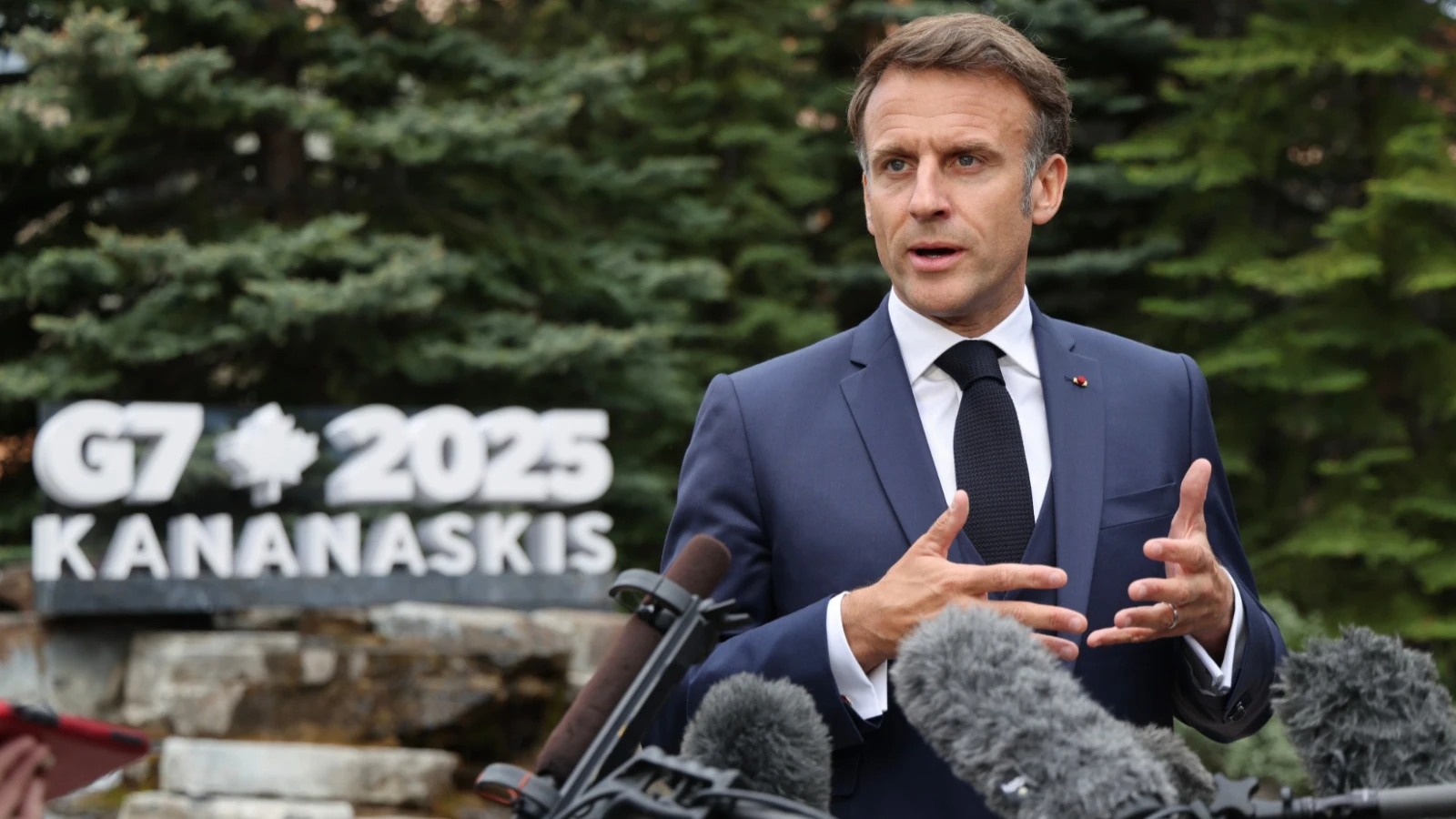 Fransa Cumhurbaşkanı Macron: İran'da rejim değişikliği kaosa yol açar