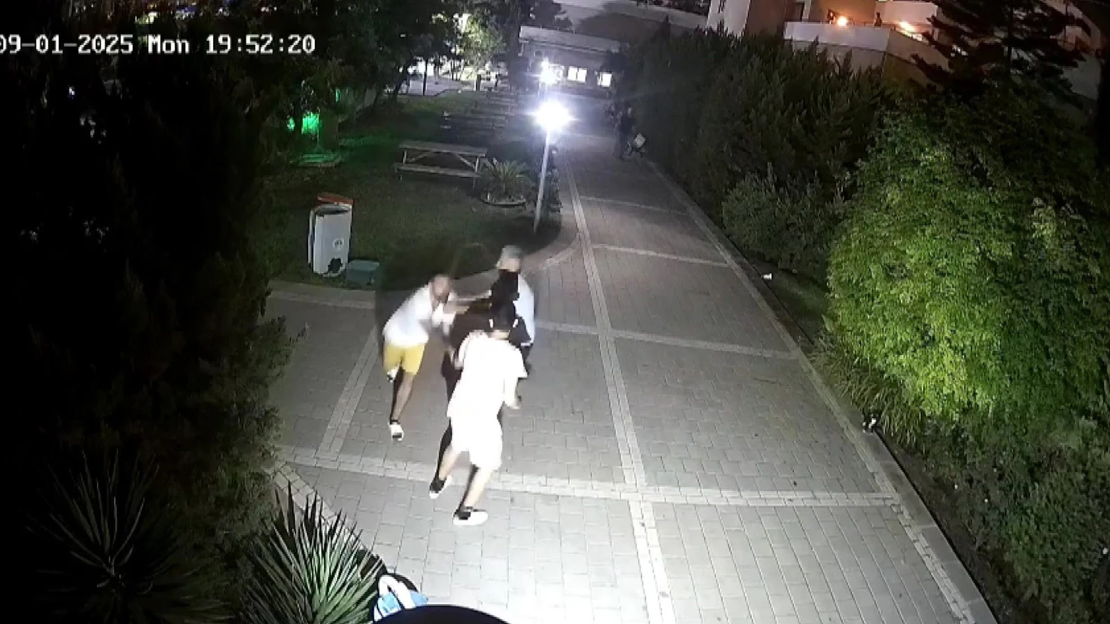 Adana'da dehşet verici görüntüler: 13 yaşındaki çocuğa adeta zulmettiler