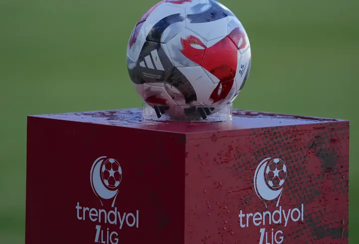 1. Lig'de 13 takım teknik direktörünü değiştirdi