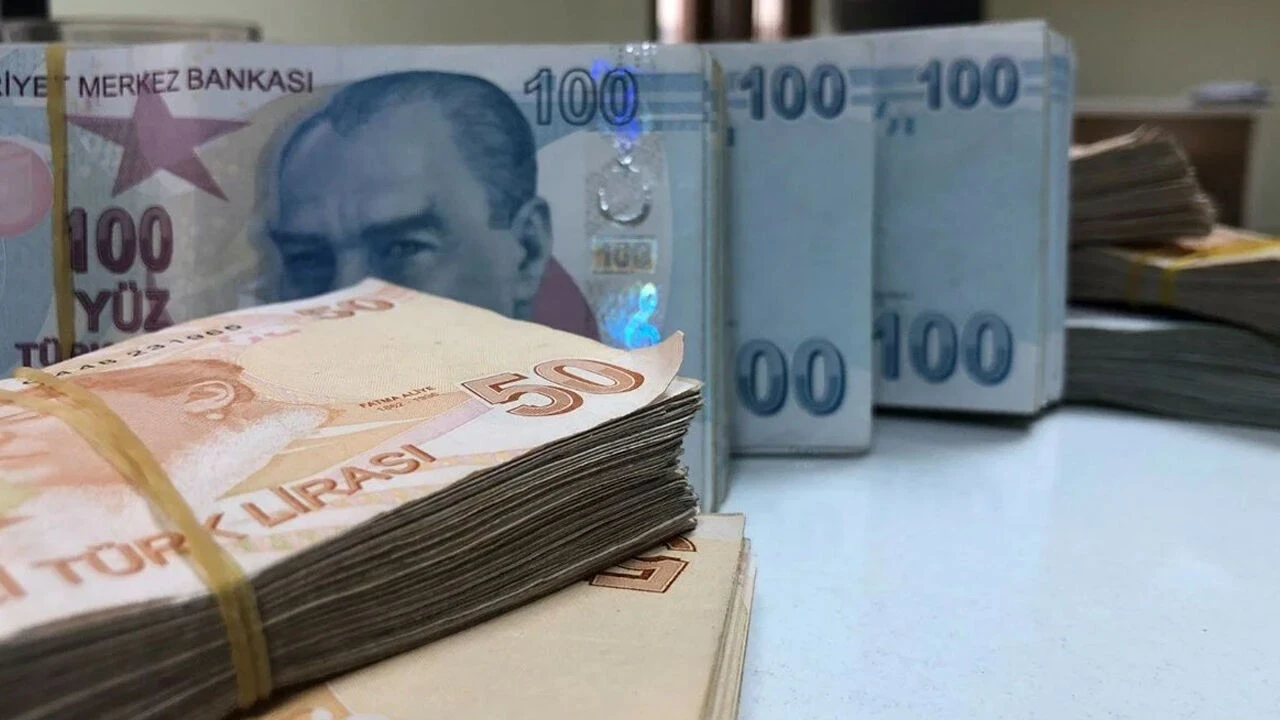 Commerzbank'tan TL Analizi: Türk Lirasındaki Değer Kaybı Henüz Yeterli Düzeyde Değil