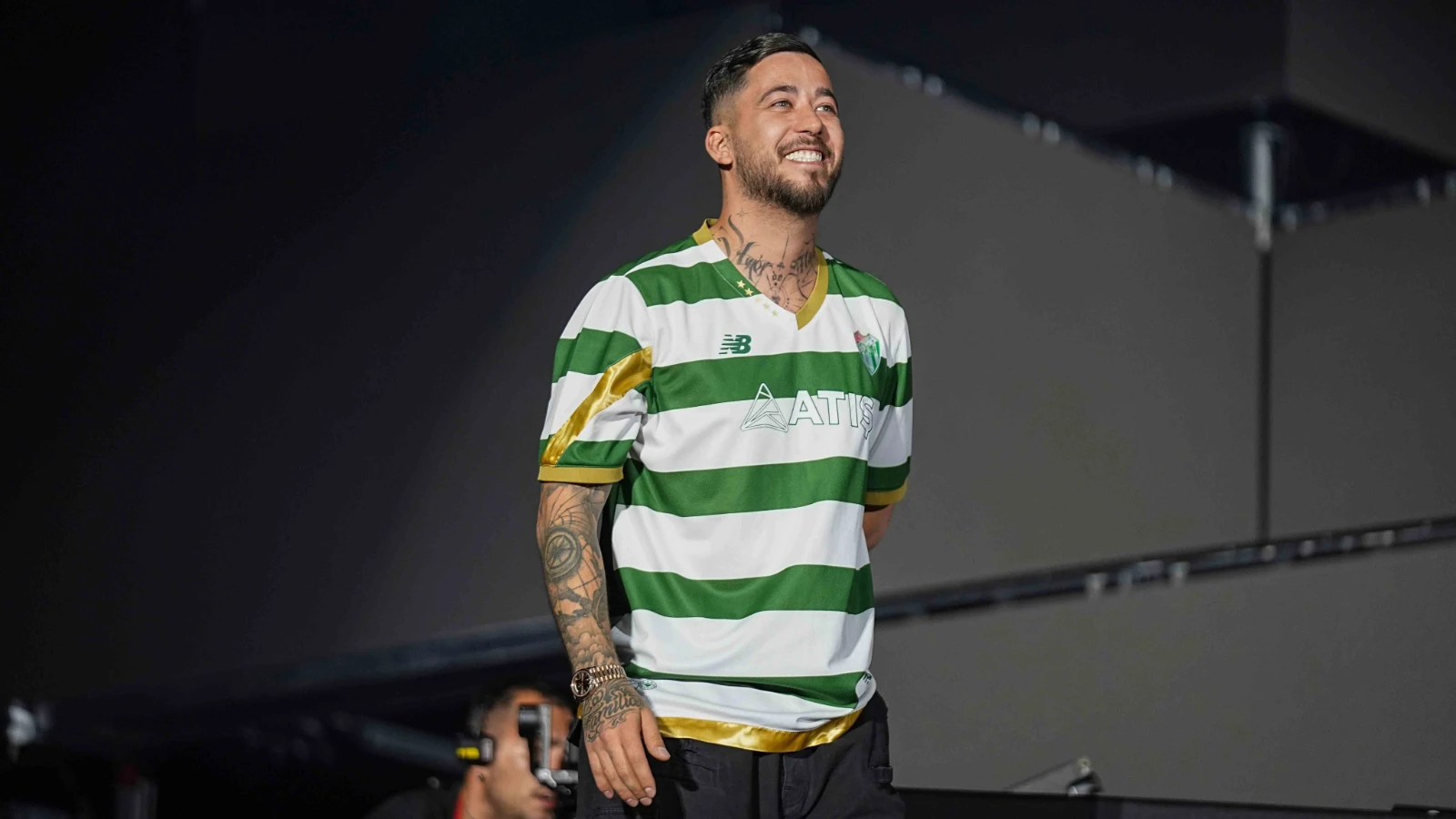 DJ Mahmut Orhan, Bursaspor yararına konser verdi