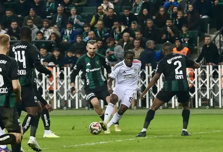 Kocaelispor ile Beşiktaş, 1’er puana razı