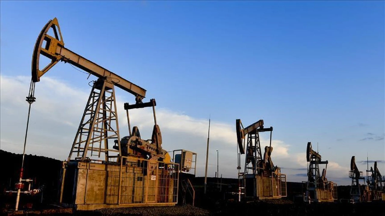 ABD'den Sırbistan petrolüne yaptırımları 2 ay daha erteleme kararı