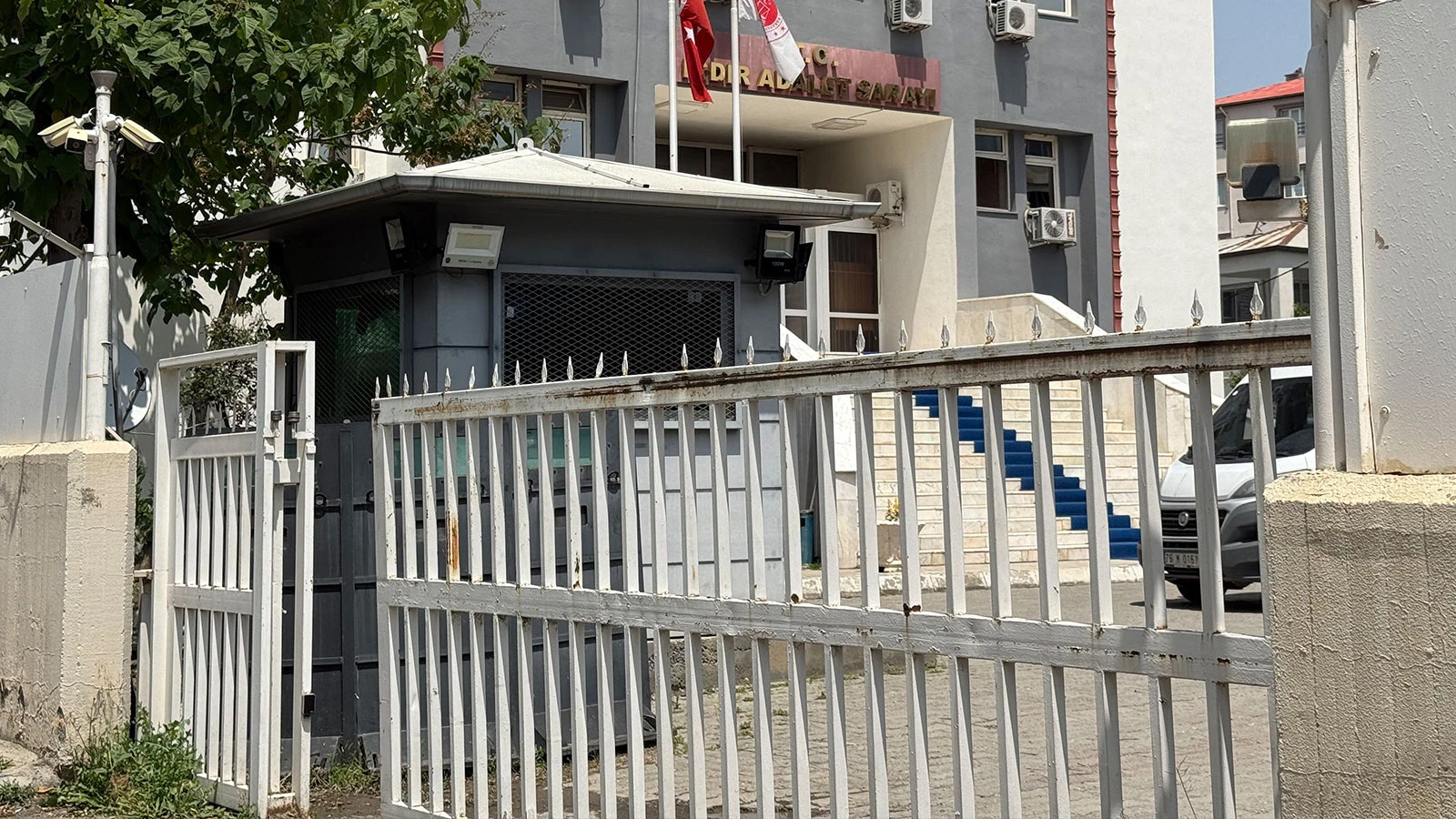 Iğdır'da kardeşlerinin eşlerini öldüren zanlı tutuklandı