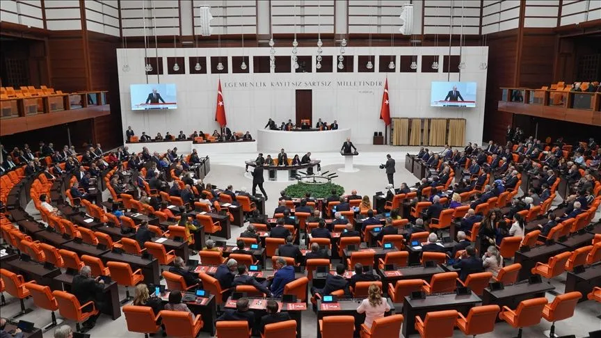 Milletvekilleri bakanlıkları "soru yağmuru"na tuttu