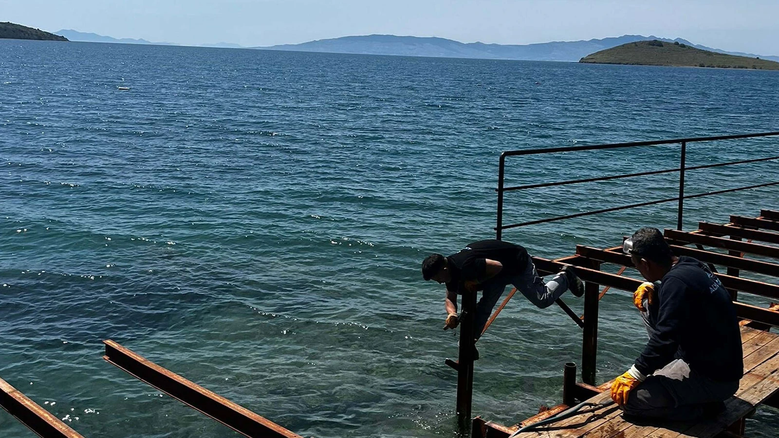 Bodrum'da sitenin kaçak iskelesi yıkıldı; 3 milyon TL ceza kesildi