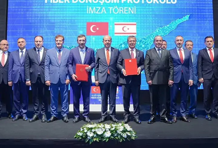 KKTC’nin fiber altyapısı için imzalar atıldı