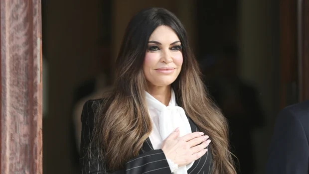 Işıltılı Geldi Skandalla Gitti: Atina’da Gündem Guilfoyle’un İstifası