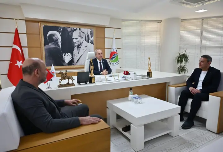 Kepez'de sanata çifte ödül