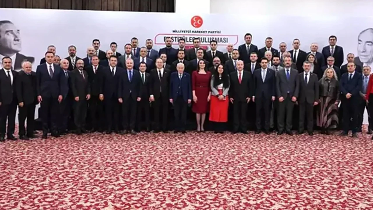 Bahçeli, parti bünyesindeki enstitülerin temsilcileriyle bir araya geldi