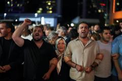 CHP İstanbul İl Başkanlığı önünde bekleyiş sürüyor, bugün neler bekleniyor?