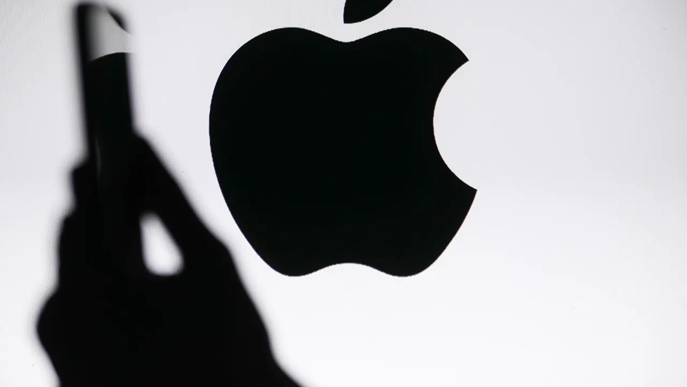 Apple’ın çip lideri şirketten ayrılmayacağını açıkladı