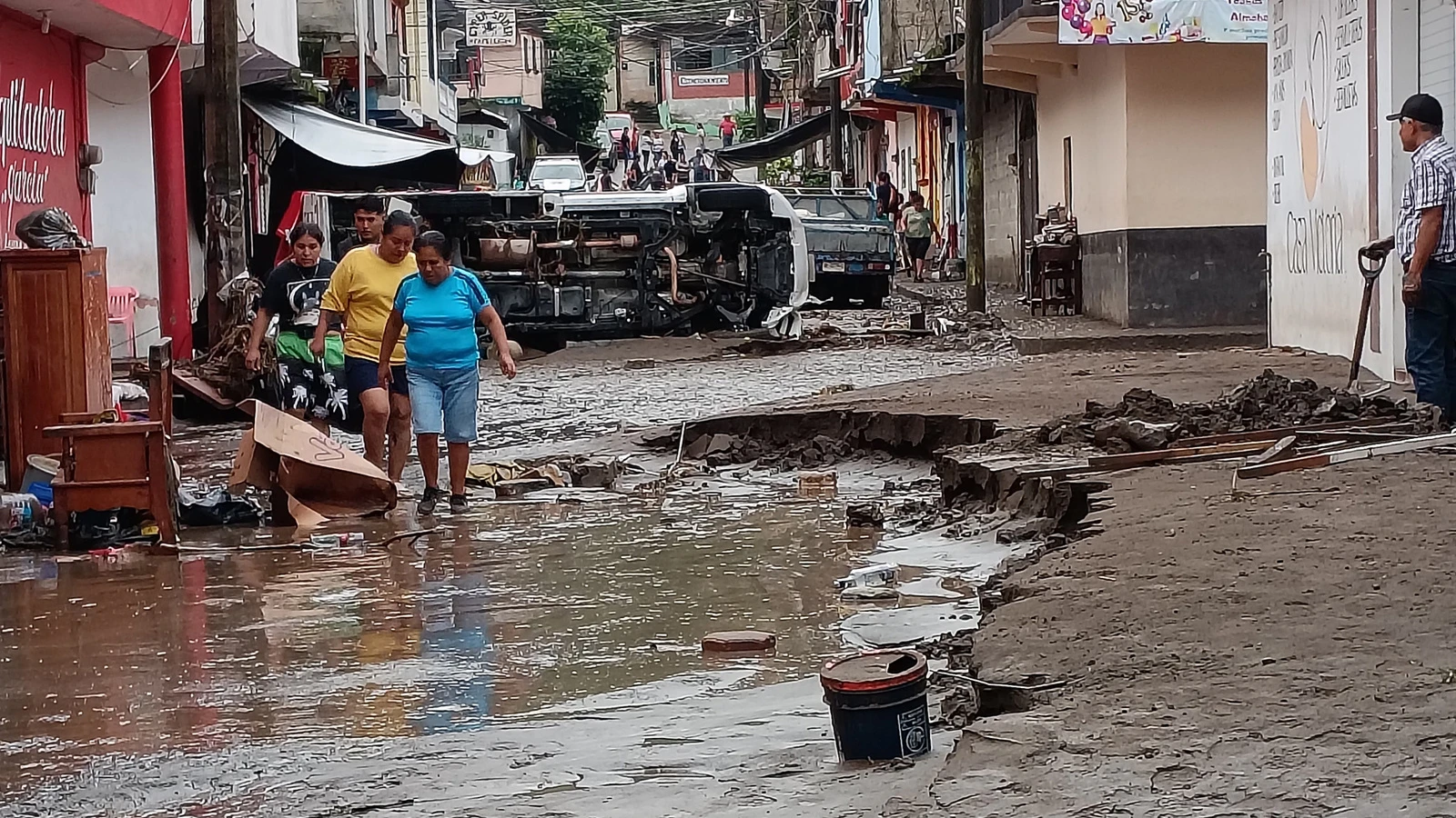 Meksika'daki sel felaketinde ölü sayısı yükseldi