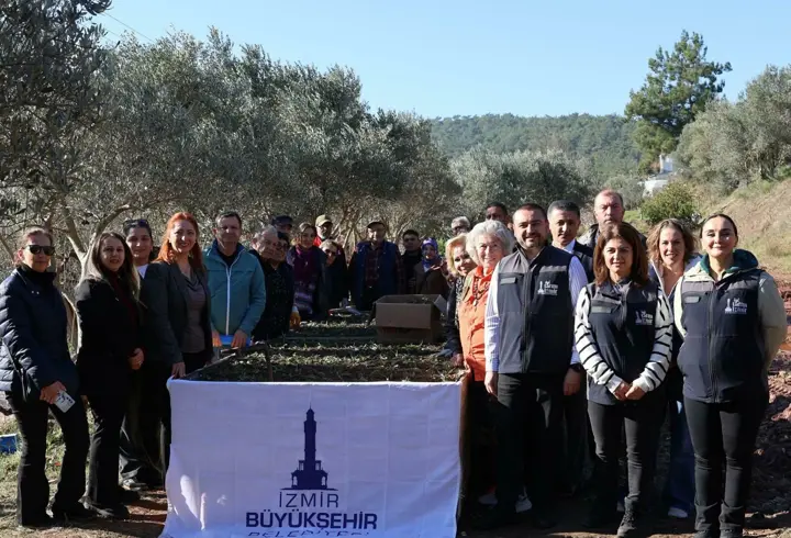 Menderes'te kadın üreticilere salep fidanı desteği