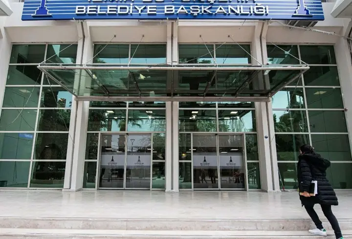 İZBETON davası: 56 sanık hakim karşısında