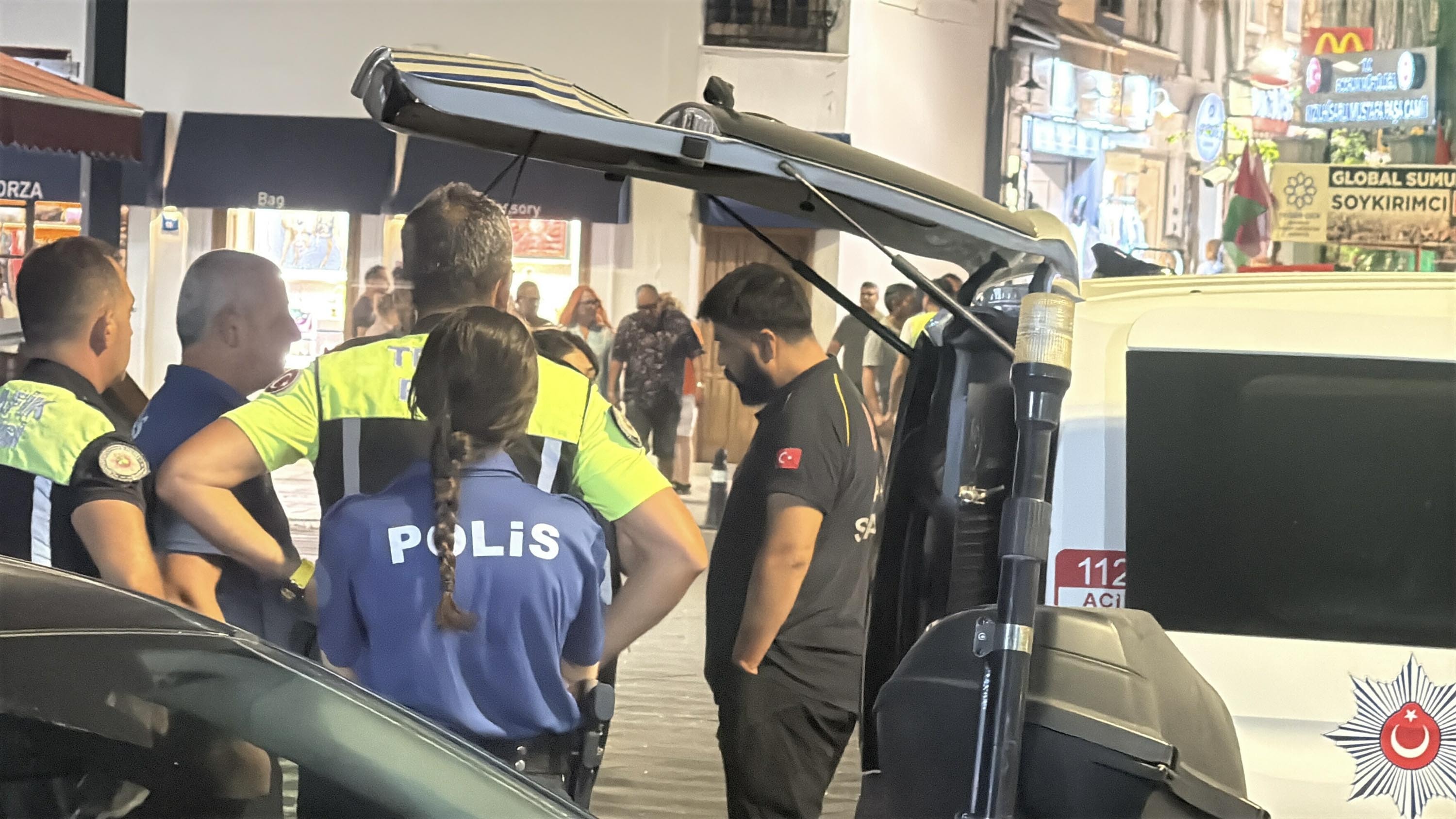 Hesap ödememek için Bodrum sokaklarını savaş alanına çevirdiler