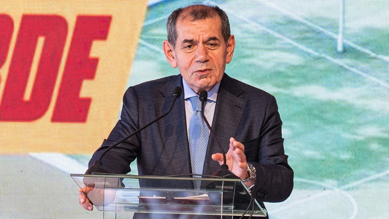 Galatasaray Başkanı Dursun Özbek: "Hedefimiz Şampiyonlar Ligi'nde en üst seviyeye kadar gitmek"