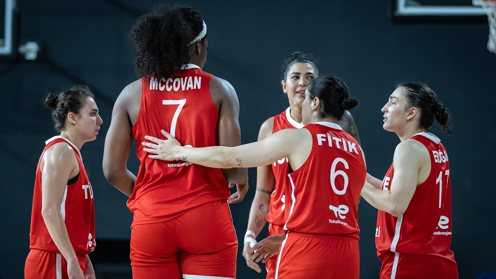 A Kadın Milli Basketbol Takımı, Rusya’yı farklı yendi