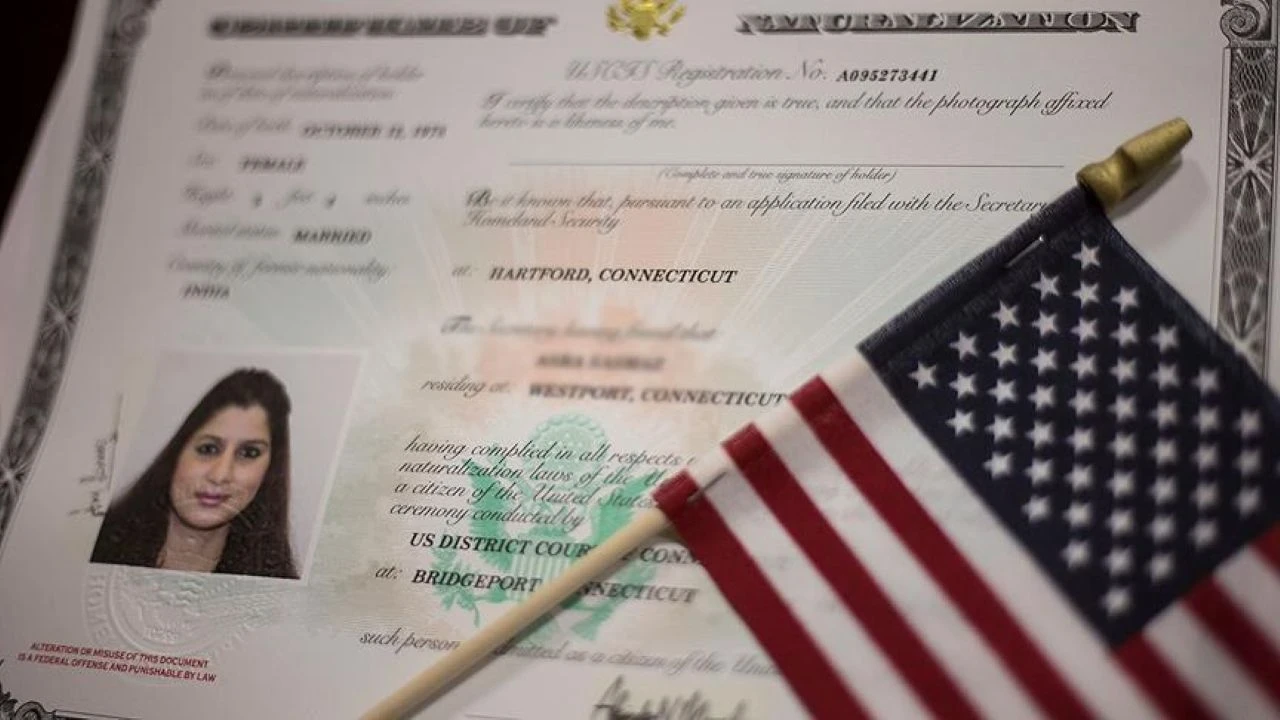 Bakan duyurdu: ABD Green Card programı süresiz askıya alındı