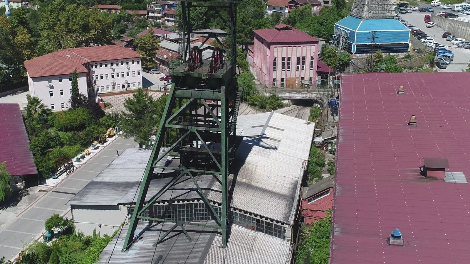 Zonguldak'ta maden ocağında göçük! 1 işçi mahsur