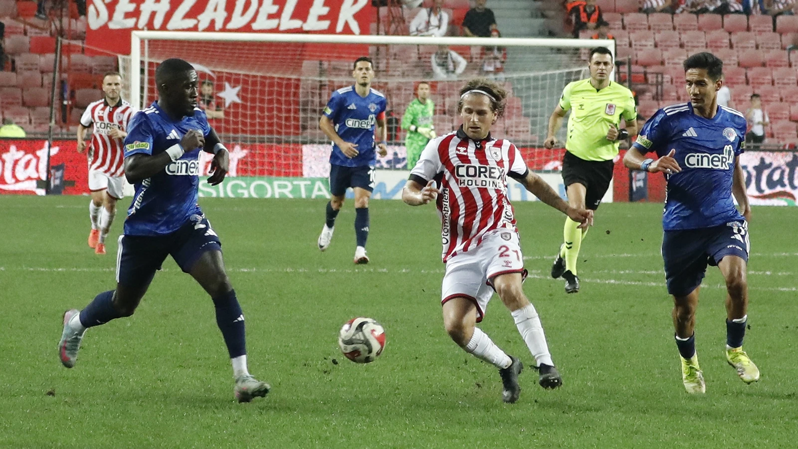 Samsunspor ile Kasımpaşa'nın düellosunda gülen çıkmadı