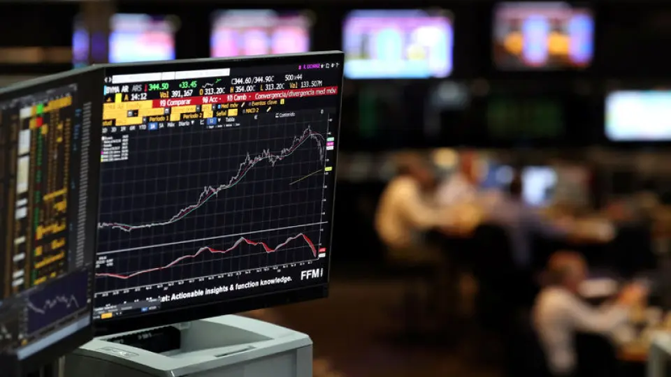 Carry trade tarafında rekor çıkış: 4 haftalık çıkış 21 milyar doları aştı