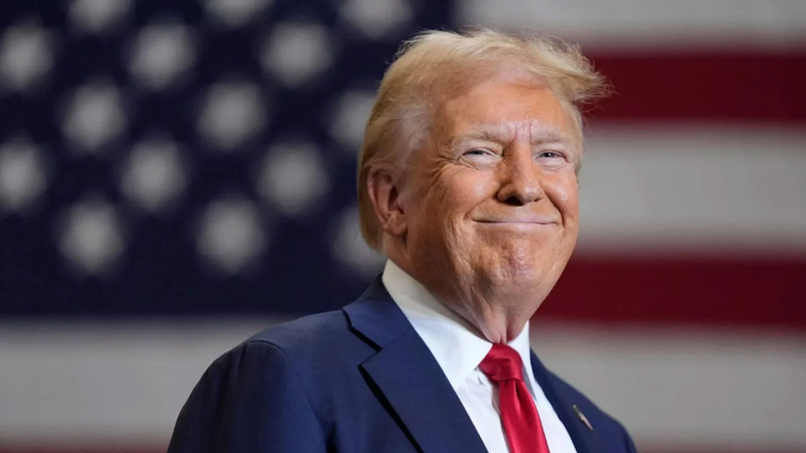 FBI’ın Epstein dosyasından Trump’ın adını sildiği iddia edildi