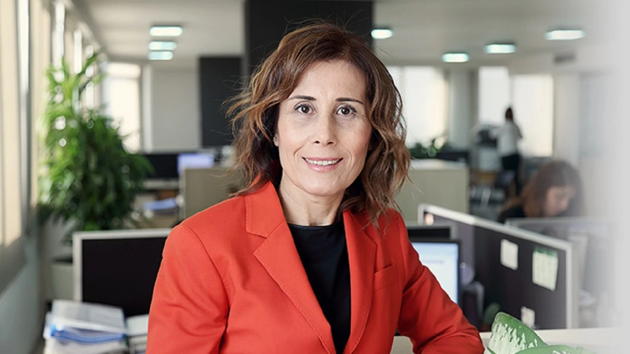Seyhan Belediye Başkanı Oya Tekin kimdir? Oya Tekin neden gözaltına alındı?