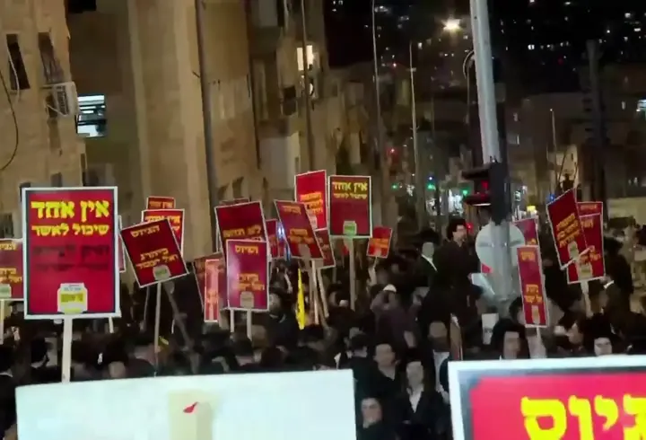 Kudüs’teki protesto ölümle sonuçlandı: Otobüs çocuğu metrelerce sürükledi