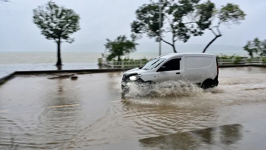 İstanbul İçin Yeni Kuvvetli Yağış Uyarısı