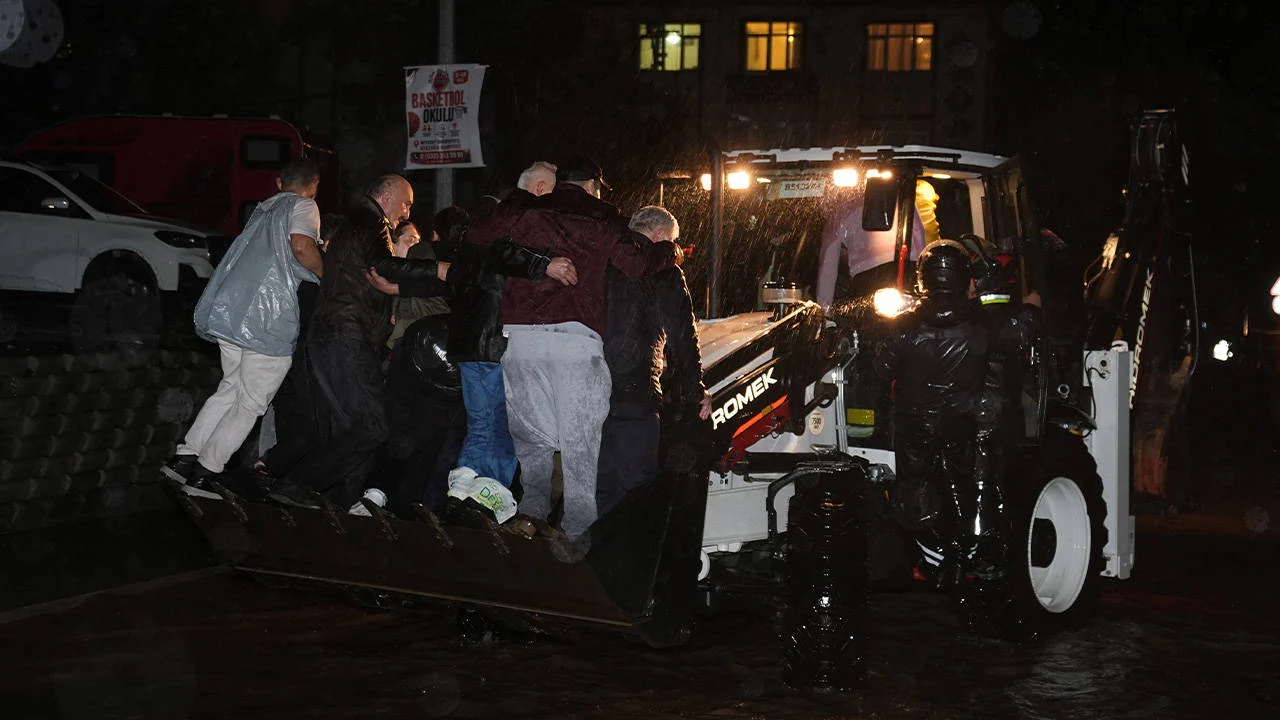 İBB açıkladı: İstanbul'da yağış, 1985'ten bu yana kaydedilen en yüksek değerlerden birine ulaştı
