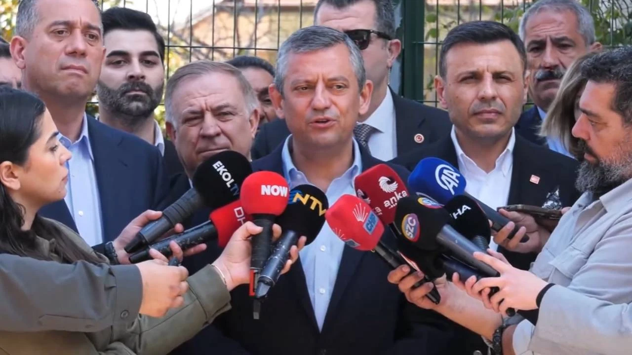 CHP lideri Özgür Özel'den saldırı sonrası ilk açıklama: Mutlaka bir azmettireni vardır
