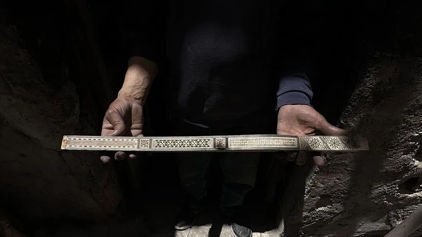 Şamlı ustaların asırlardır sabırla koruduğu sanat: Ahşap mozaik
