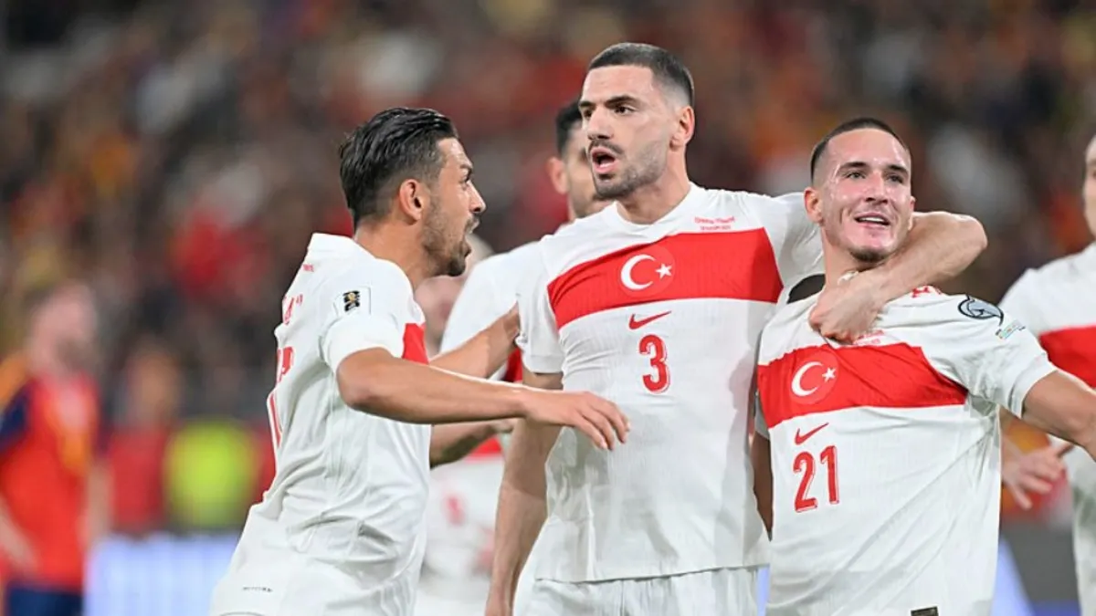 Bizim Çocuklar dış basında manşetlerde: İspanya partiyi bitiremedi!
