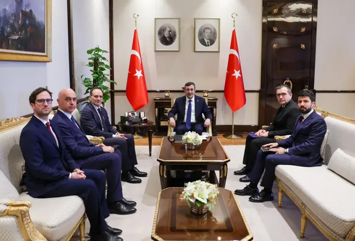 Cevdet Yılmaz, 4 ülkenin büyükelçileriyle bir araya geldi