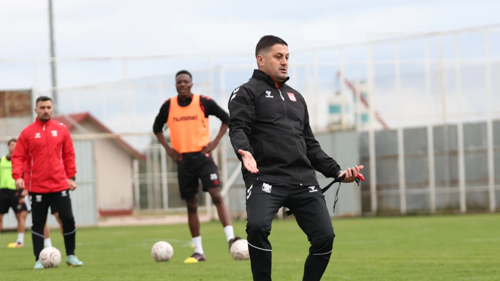 Çağdaş Çavuş, Sivasspor'un Yeni Hocası Oldu