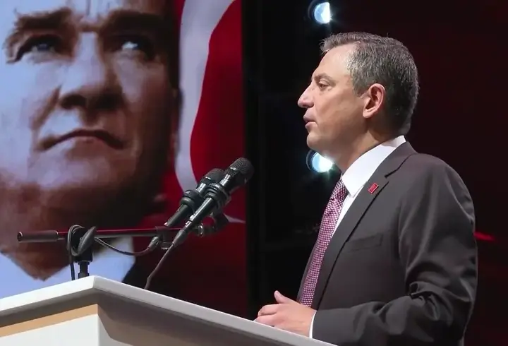 CHP olağanüstü kurultaya gidiyor: Kemal Kılıçdaroğlu aday olacak mı?