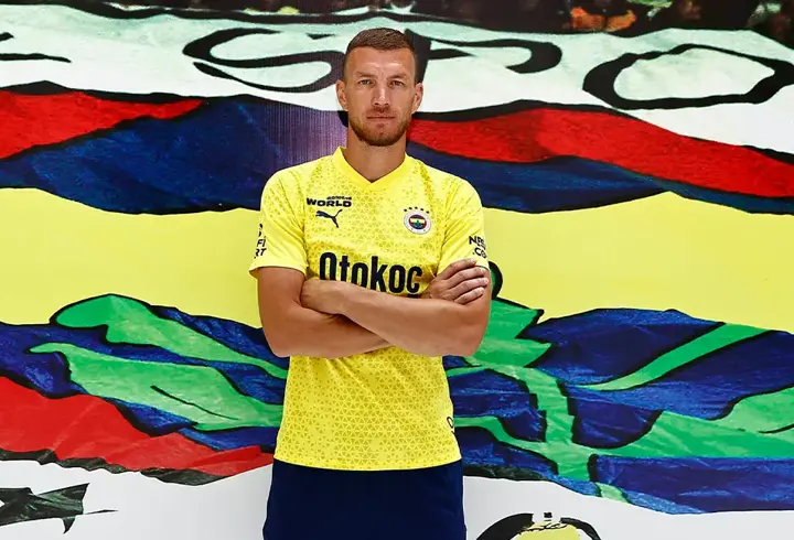 Fenerbahçe'nin eski golcüsü Edin Dzeko için sürpriz gelişme! Almanya'ya dönüyor...