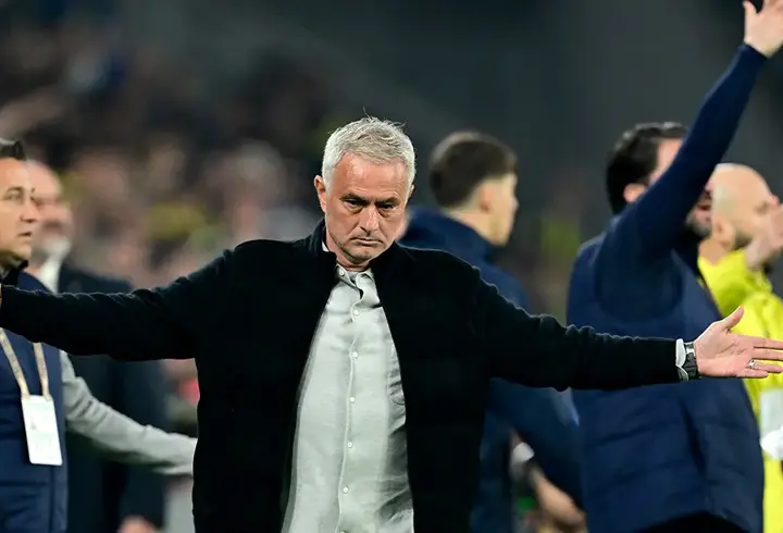 Jose Mourinho’dan muhabire tepki! Soruya sert çıktı