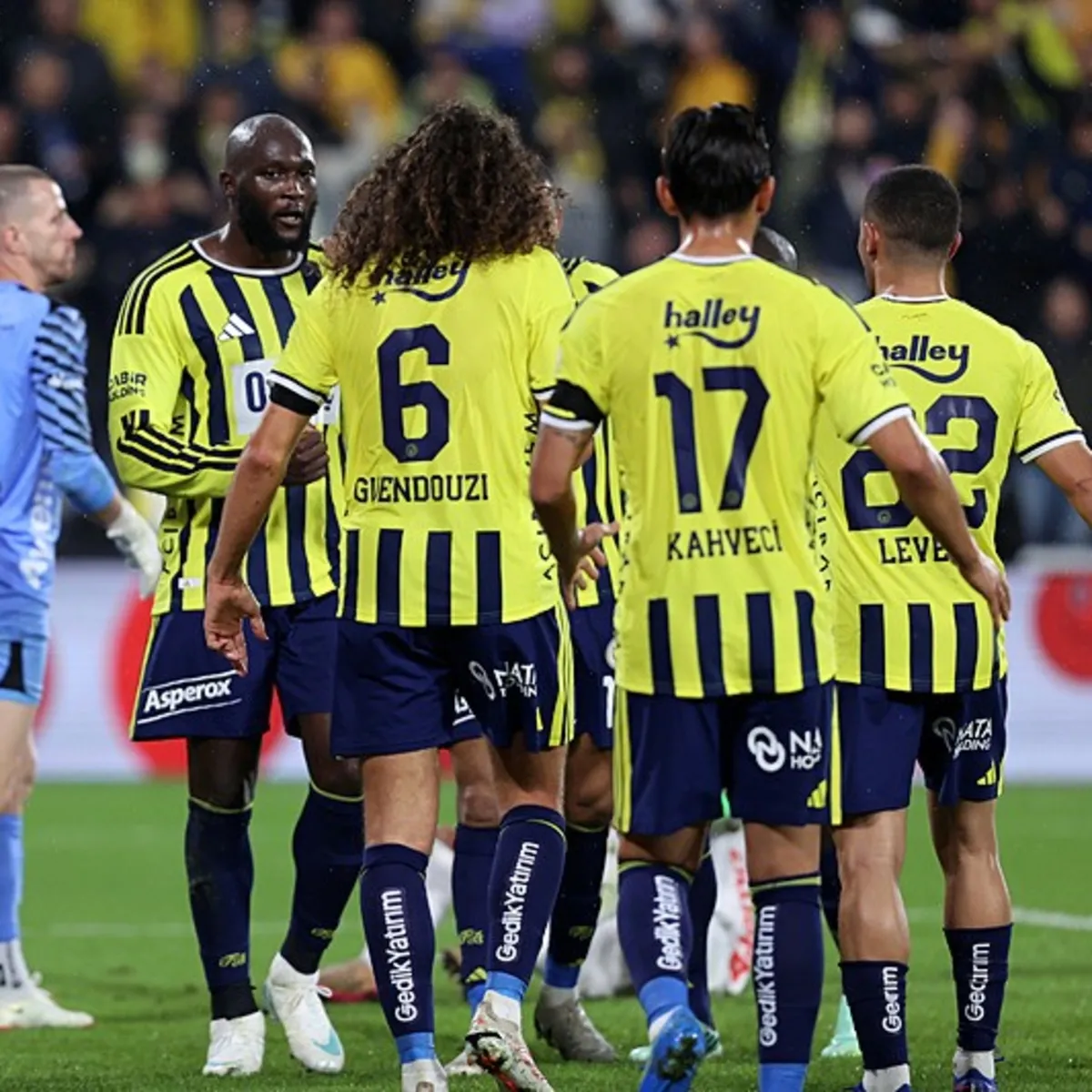 Fenerbahçe Sahasında Corendon Alanyaspor'u Mağlup Etti!