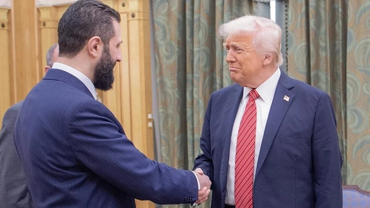 Beyaz Saray'da tarihi zirve: Trump-Şara görüşmesi sona erdi