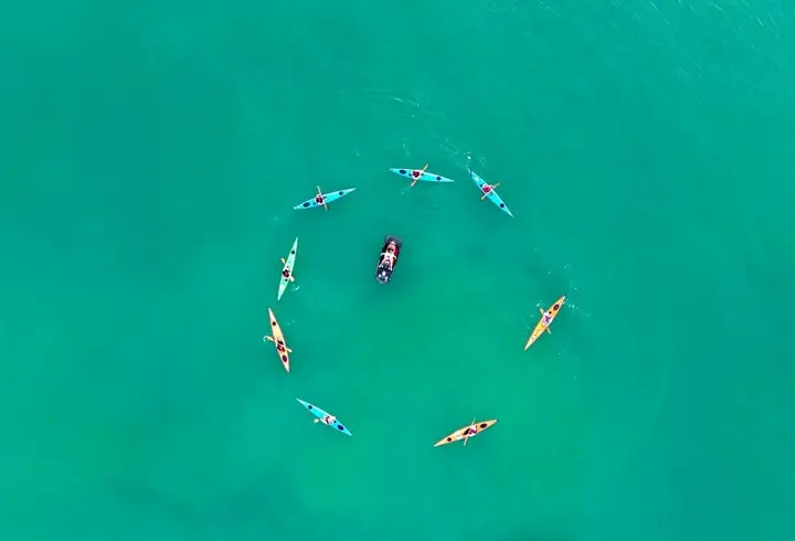 Karadeniz su sporları antrenmanında kanolarla renklendi