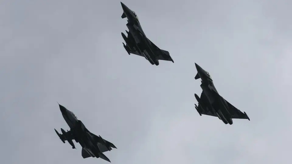Almanya'nın artan askeri gücü Avrupa'da eski korkuları alevlendiriyor