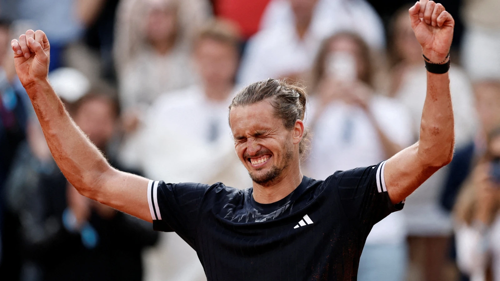Fransa Açık'ta Alexander Zverev, ilk şampiyonluğunu kazandı