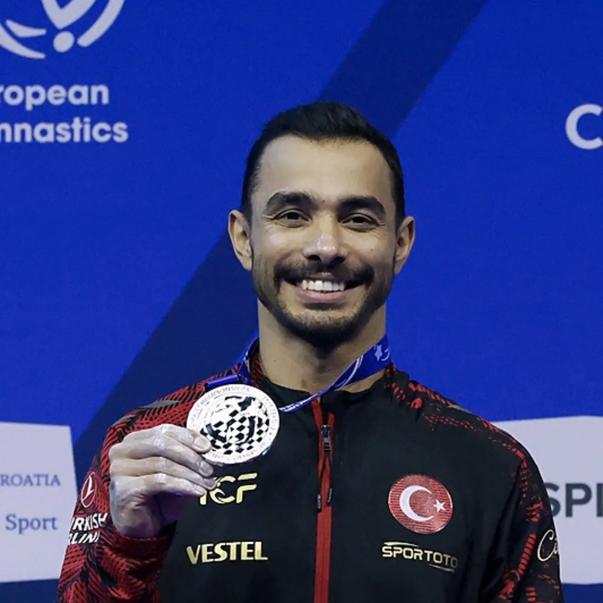 Milli cimnastikçi Ferhat Arıcan, Avrupa ikincisi oldu