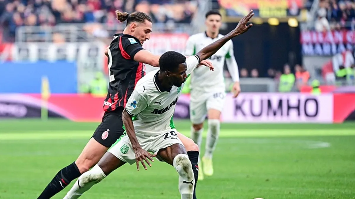 Milan evinde Sassuolo ile berabere kaldı! (İŞTE MAÇIN ÖZETİ)